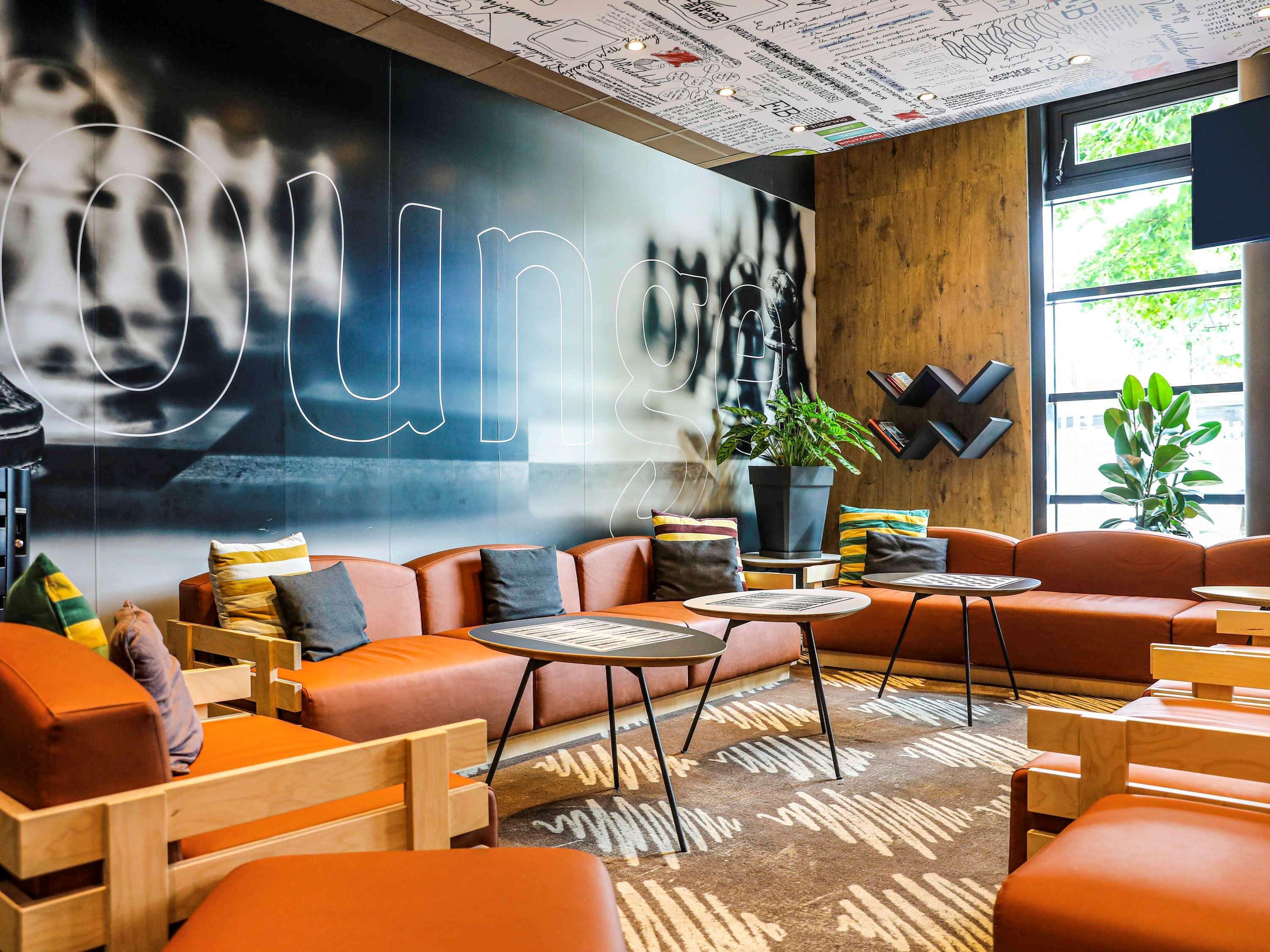 Hotel Ibis Paris Porte De Centre Clichy