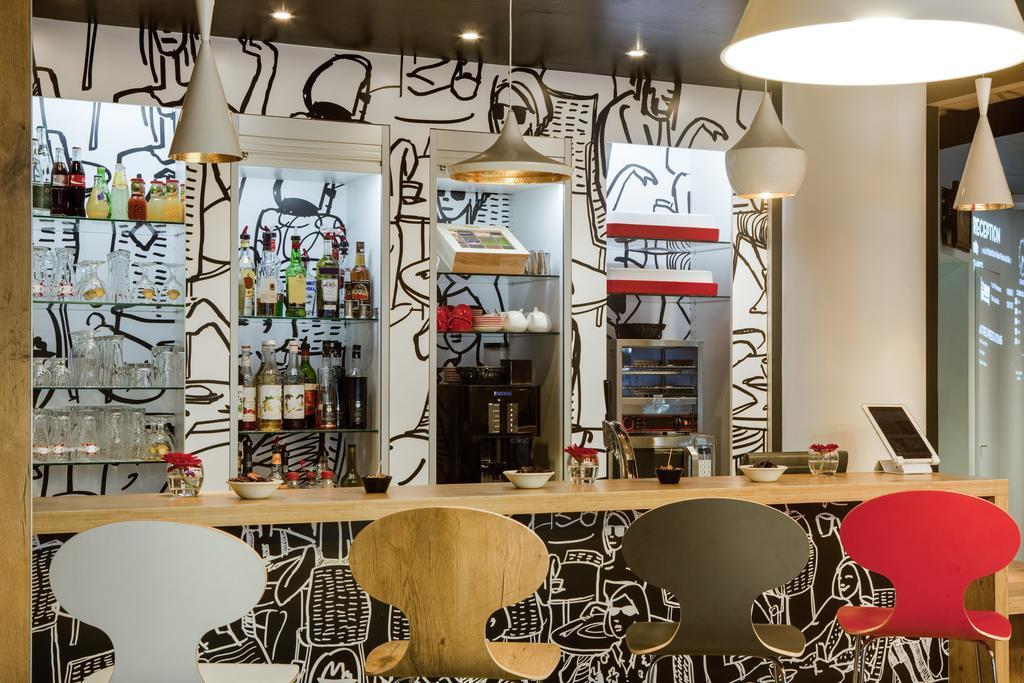 Hotel Ibis Paris Porte De Centre Clichy