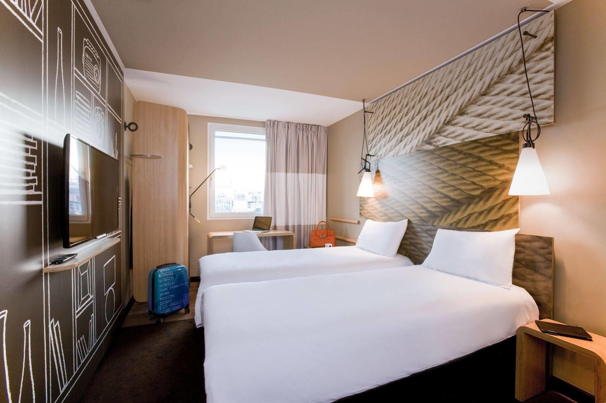 Ibis Paris Porte De Centre Hotel Clichy